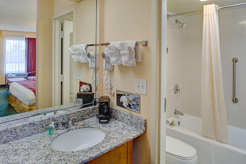 Quality Inn Palm Beach International Airport West Palm Beach Exterior photo