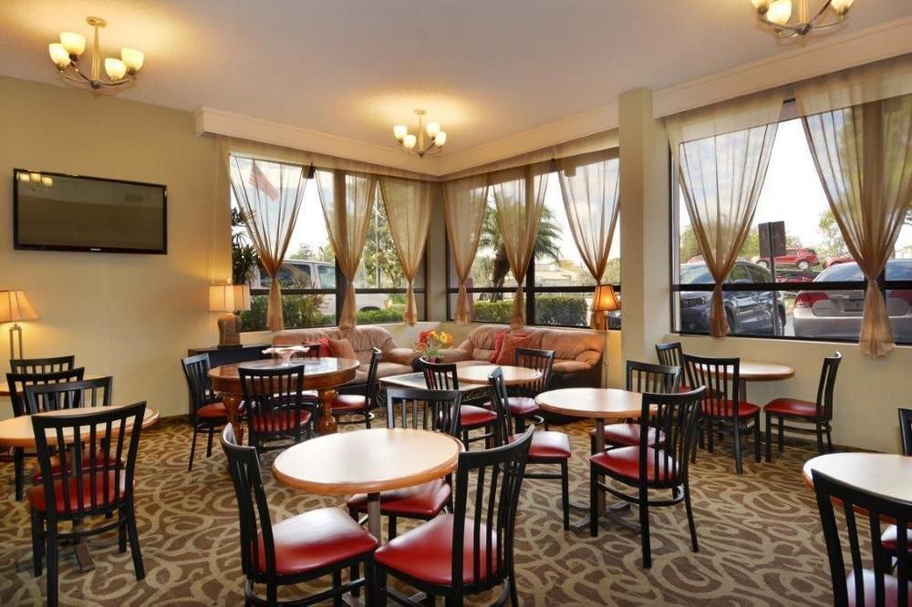 Quality Inn Palm Beach International Airport West Palm Beach Exterior photo