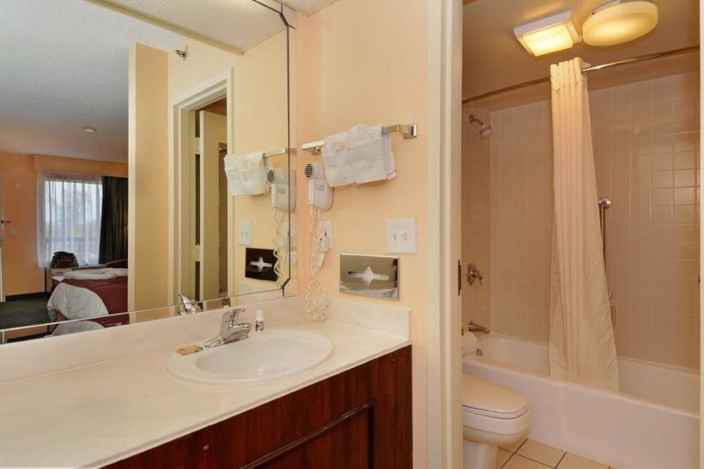Quality Inn Palm Beach International Airport West Palm Beach Exterior photo